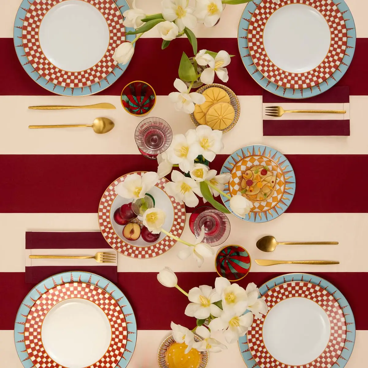 La Double J Large Tablecloth | Thumbnail 4 La Double J Large Tablecloth | Thumbnail 4