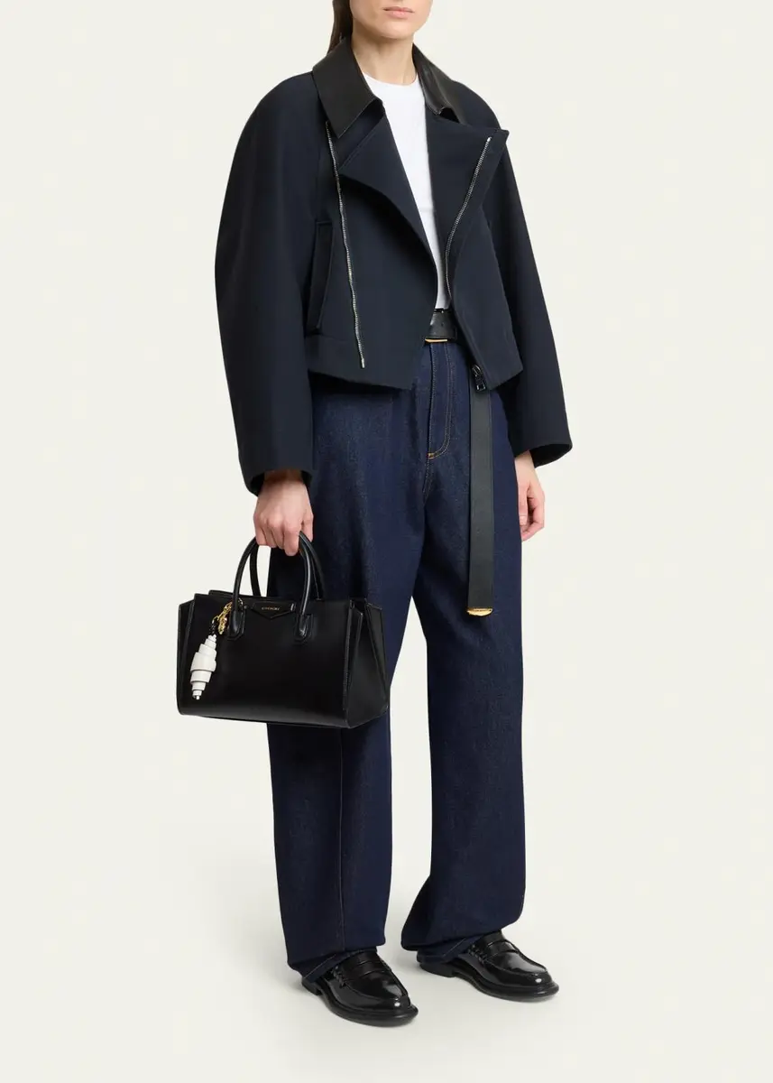 Givenchy Antigona Top-Handle Bag in Leather | Thumbnail 5 Givenchy Antigona Top-Handle Bag in Leather | Thumbnail 5
