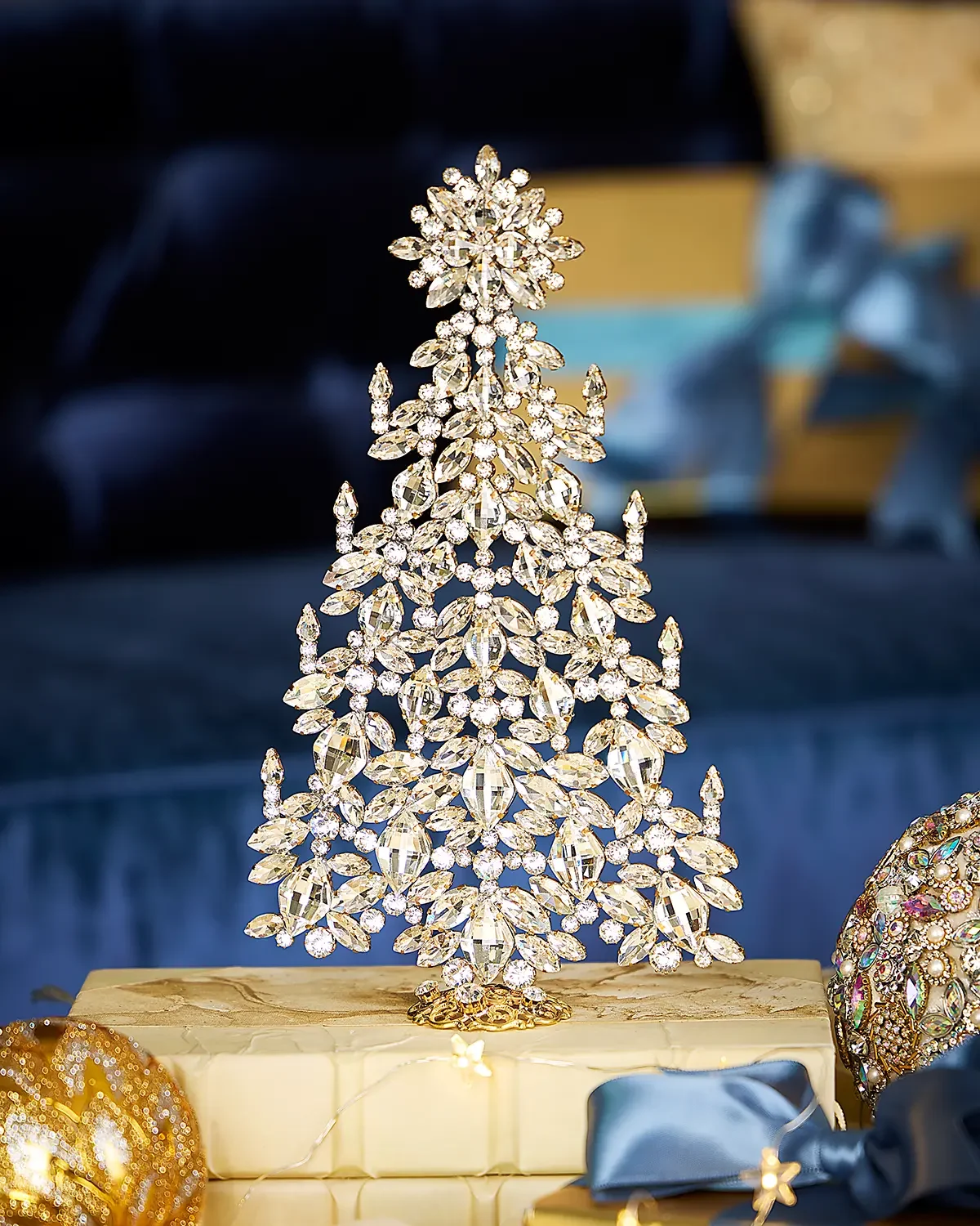 Exclusive Intricate Crystal Christmas Tree Decoration