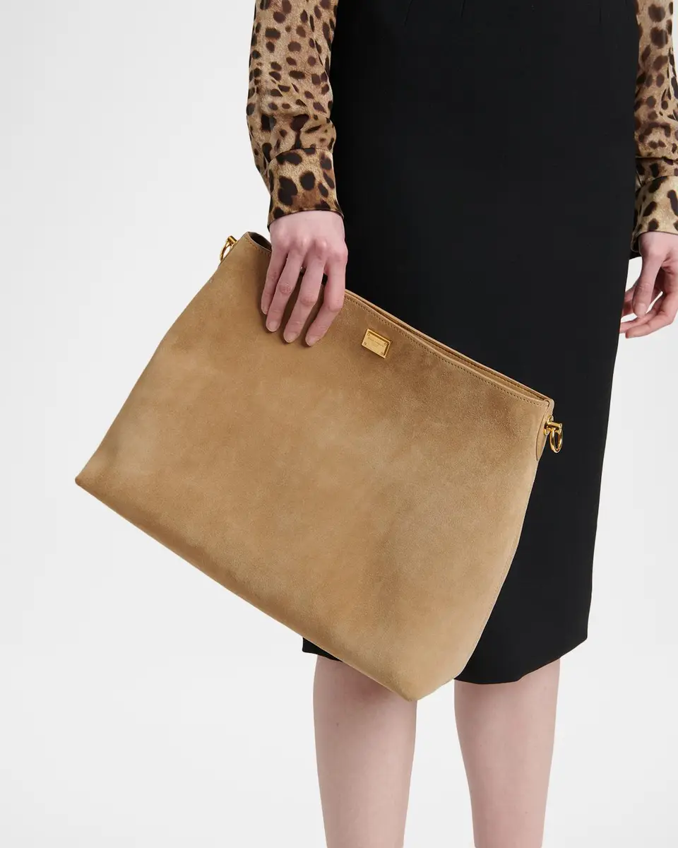 Dolce & Gabbana Vittoria Suede Shoulder Bag | Thumbnail 2 Dolce & Gabbana Vittoria Suede Shoulder Bag | Thumbnail 2