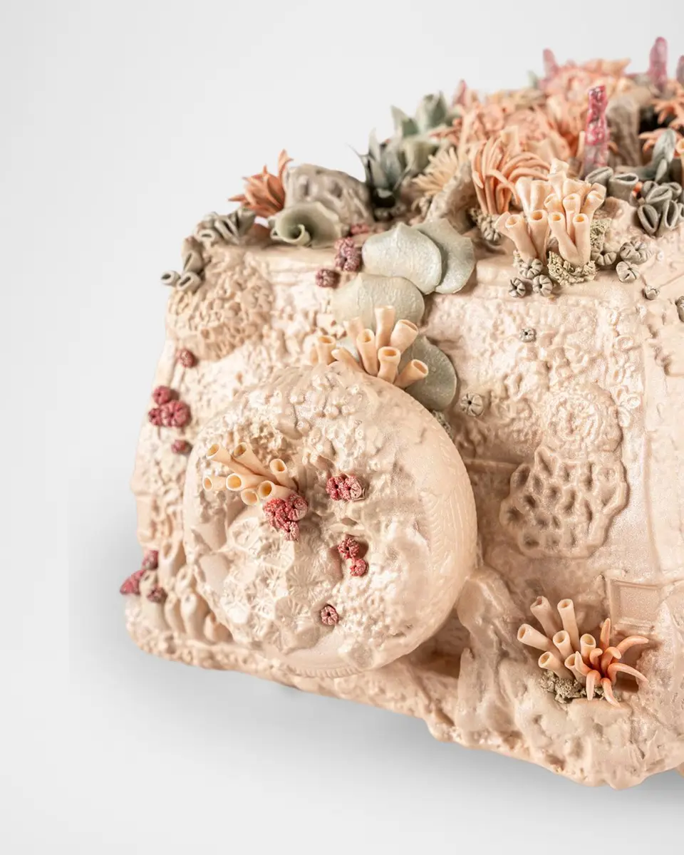 Lladro x REEFLINE Miami Beach Limited Edition Coral Car (Sand) Porcelain Sculpture | Thumbnail 4 Lladro x REEFLINE Miami Beach Limited Edition Coral Car (Sand) Porcelain Sculpture | Thumbnail 4