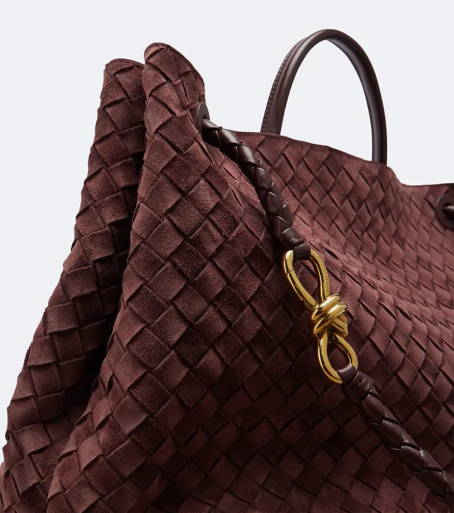 Bottega Veneta Andiamo Large suede tote bag | Thumbnail 4 Bottega Veneta Andiamo Large suede tote bag | Thumbnail 4