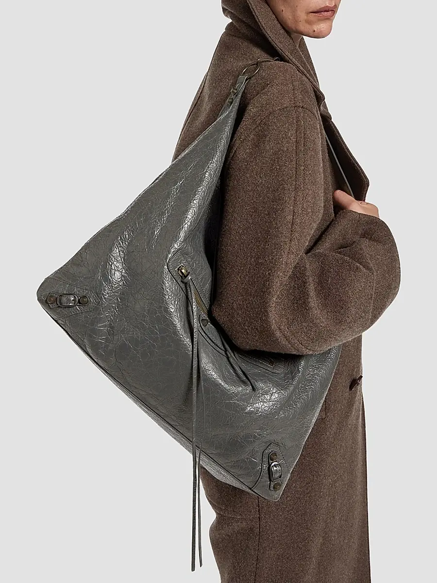 Balenciaga Women's Le City Large Hobo Bag | Thumbnail 3