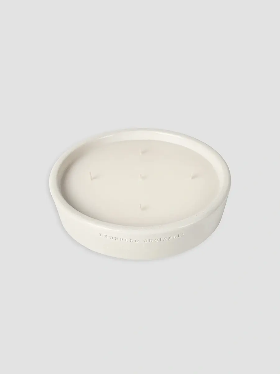 Brunello Cucinelli Extra Large Scented Candle in Ceramic Vessel - Panama | Thumbnail 2 Brunello Cucinelli Extra Large Scented Candle in Ceramic Vessel - Panama | Thumbnail 2