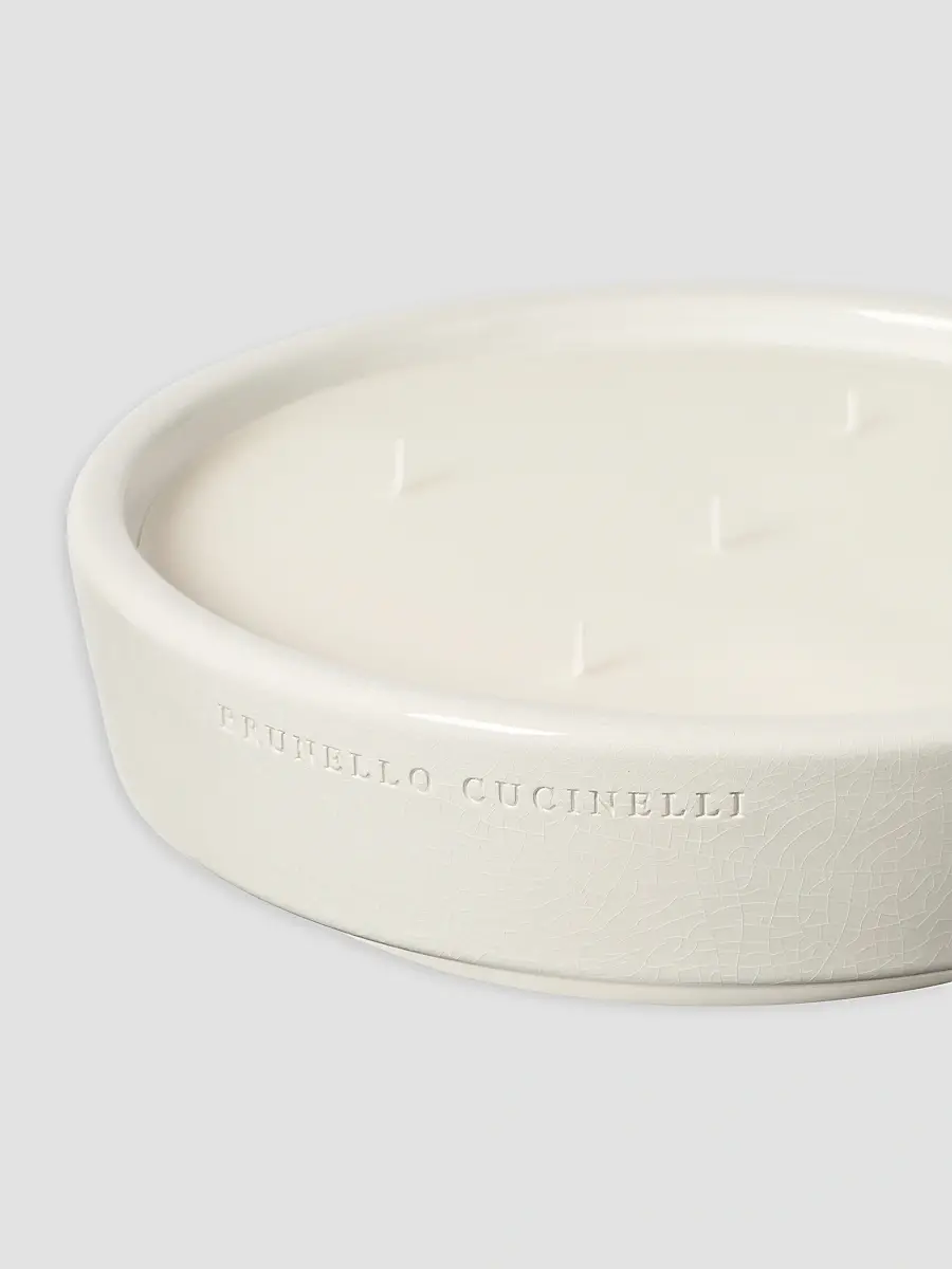 Brunello Cucinelli Extra Large Scented Candle in Ceramic Vessel - Panama | Thumbnail 3 Brunello Cucinelli Extra Large Scented Candle in Ceramic Vessel - Panama | Thumbnail 3
