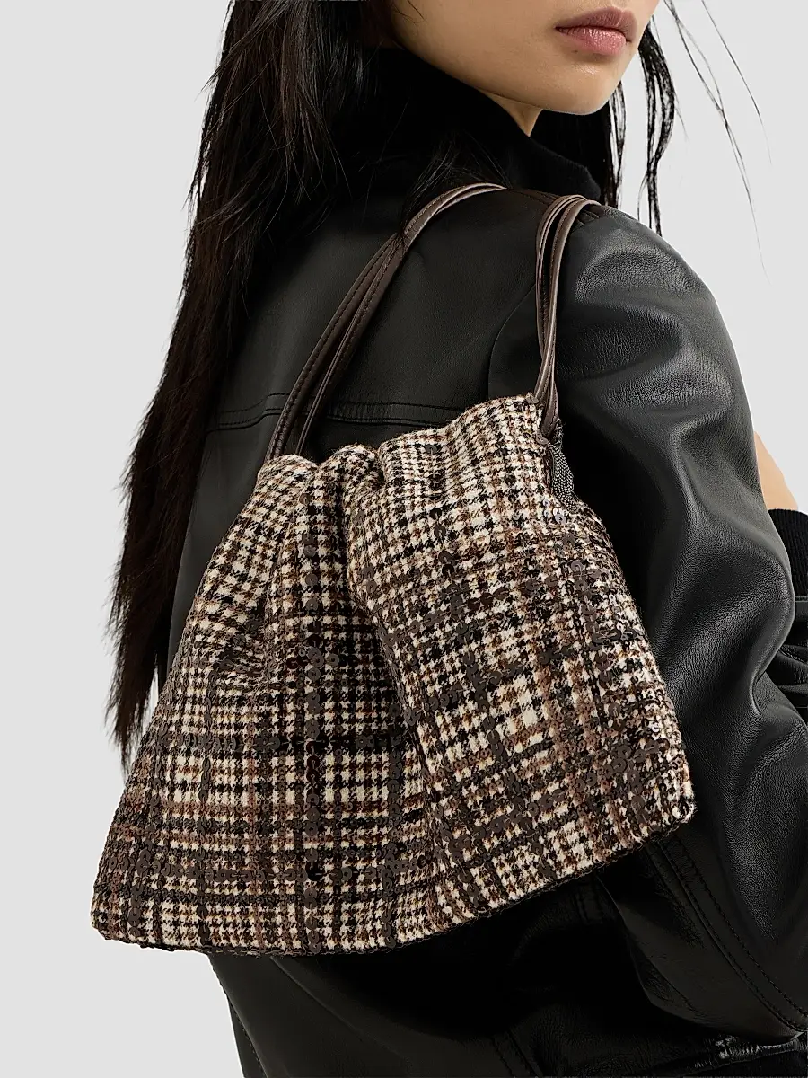 Brunello Cucinelli Women's Pouch Bag in Water-Resistant Checked Alpaca and Wool - Brown | Thumbnail 5 Brunello Cucinelli Women's Pouch Bag in Water-Resistant Checked Alpaca and Wool - Brown | Thumbnail 5