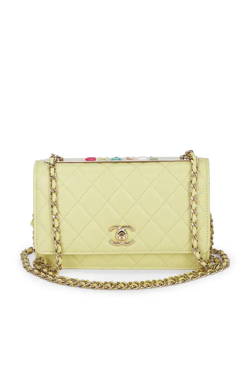 chanel Chanel Lambskin Trendy CC Wallet On Chain | Image 1 chanel Chanel Lambskin Trendy CC Wallet On Chain | Image 1