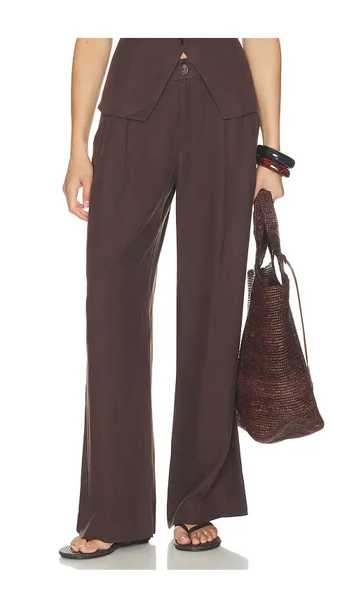 Vuori Trestles Twill Wide Leg Pant | Image 1 Vuori Trestles Twill Wide Leg Pant | Image 1