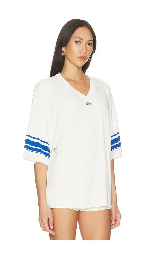NikeSKIMS Stretch Knit V- Neck Top | Thumbnail 2 NikeSKIMS Stretch Knit V- Neck Top | Thumbnail 2