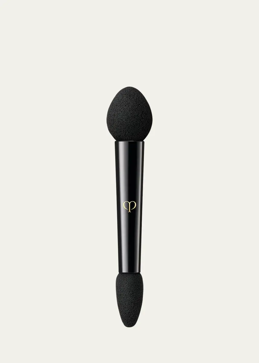 CLÉ DE PEAU BEAUTÉ Eyeshadow Brush Kit | Thumbnail 2 CLÉ DE PEAU BEAUTÉ Eyeshadow Brush Kit | Thumbnail 2