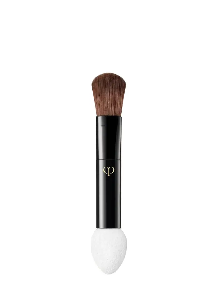 CLÉ DE PEAU BEAUTÉ Eyeshadow Brush Kit | Image 1 CLÉ DE PEAU BEAUTÉ Eyeshadow Brush Kit | Image 1