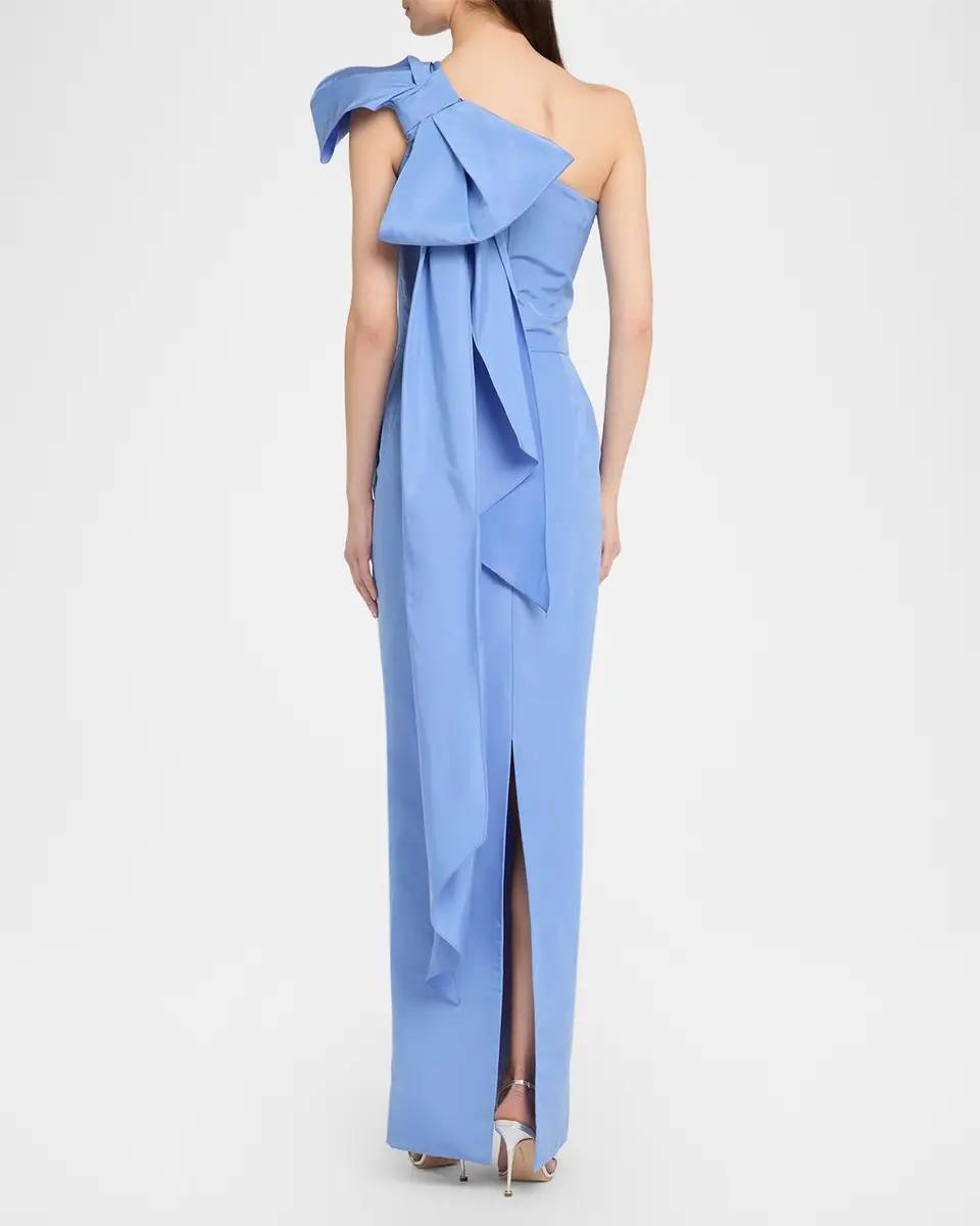 Oscar de la Renta One-Shoulder Bow Column Gown | Thumbnail 3 Oscar de la Renta One-Shoulder Bow Column Gown | Thumbnail 3