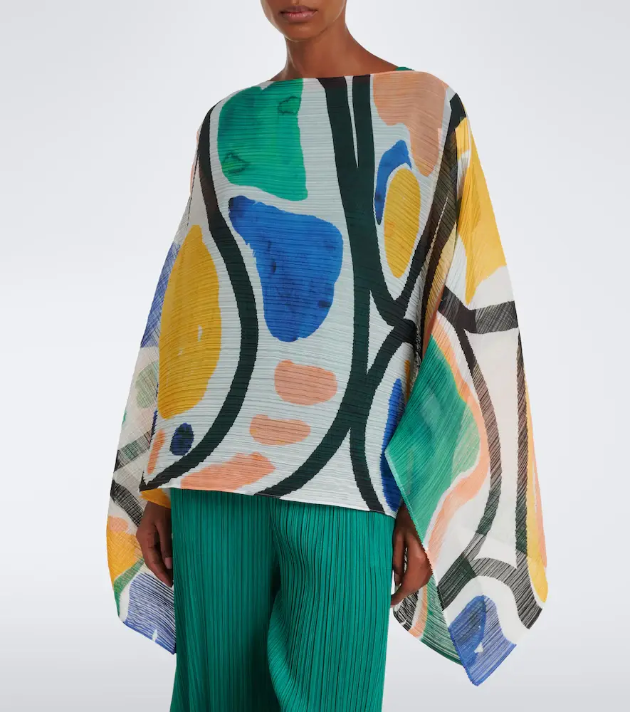 Pleats Please Issey Miyake Roll Madame-T pleated printed poncho | Thumbnail 2 Pleats Please Issey Miyake Roll Madame-T pleated printed poncho | Thumbnail 2