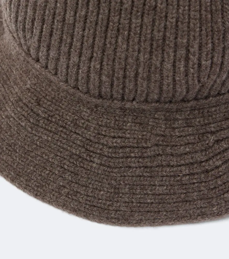 Nour Hammour Bruno cashmere and wool bucket hat | Thumbnail 3