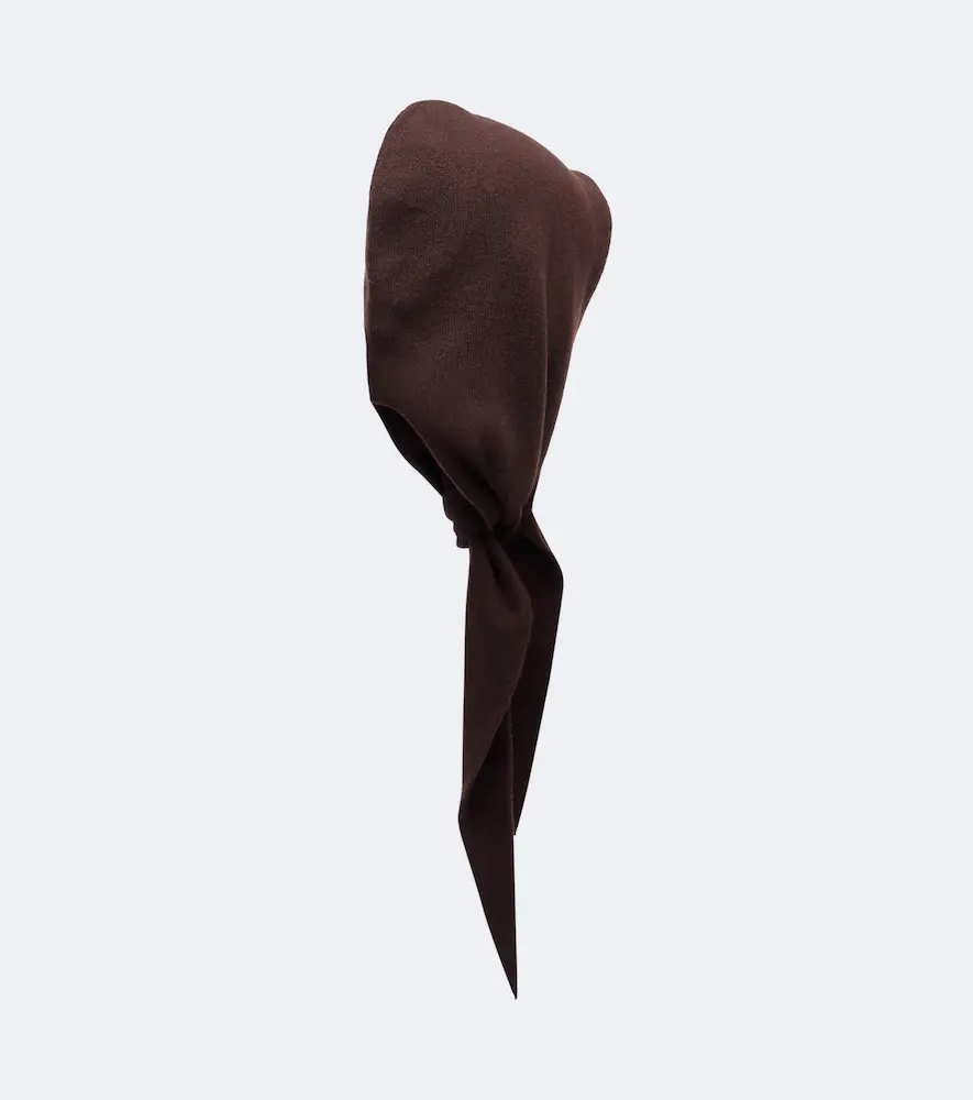 Nour Hammour Niale cashmere hood | Thumbnail 3