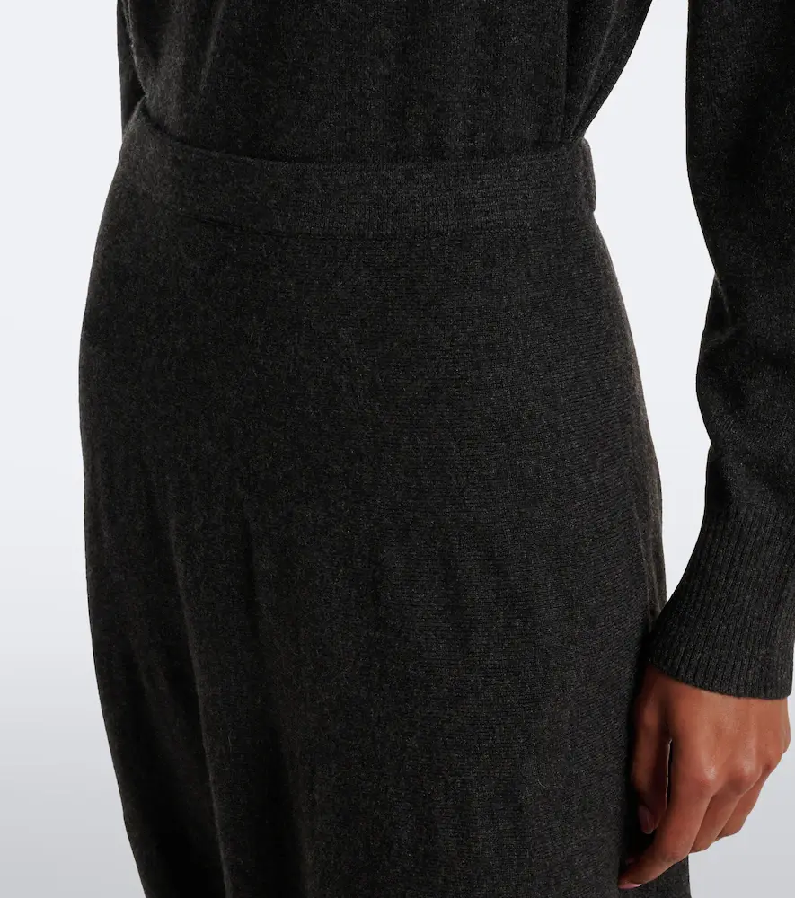 Arch4 Helma cashmere midi skirt | Thumbnail 5