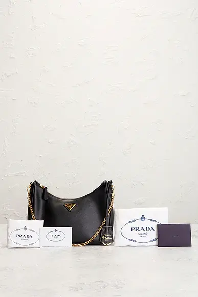 Prada Saffiano Re-Edition 2005 Shoulder Bag | Thumbnail 9 Prada Saffiano Re-Edition 2005 Shoulder Bag | Thumbnail 9