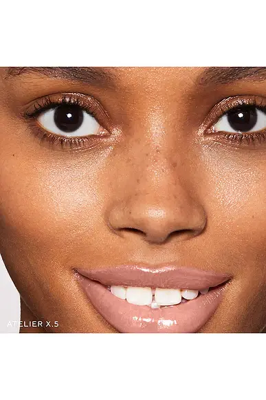 Westman Atelier Vital Skin Foundation Stick | Thumbnail 3 Westman Atelier Vital Skin Foundation Stick | Thumbnail 3