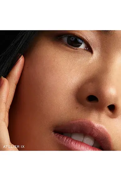 Westman Atelier Vital Skin Foundation Stick | Thumbnail 3