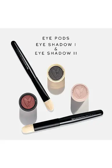 Westman Atelier Eye Shadow II Brush | Thumbnail 2 Westman Atelier Eye Shadow II Brush | Thumbnail 2