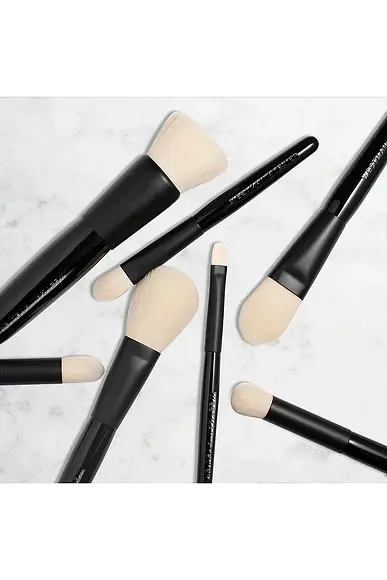 Westman Atelier Foundation Brush | Thumbnail 4