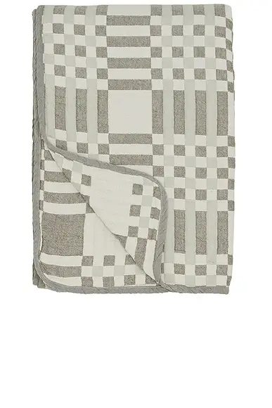 HAWKINS NEW YORK Queen Simple Plaid Blanket | Image 1 HAWKINS NEW YORK Queen Simple Plaid Blanket | Image 1