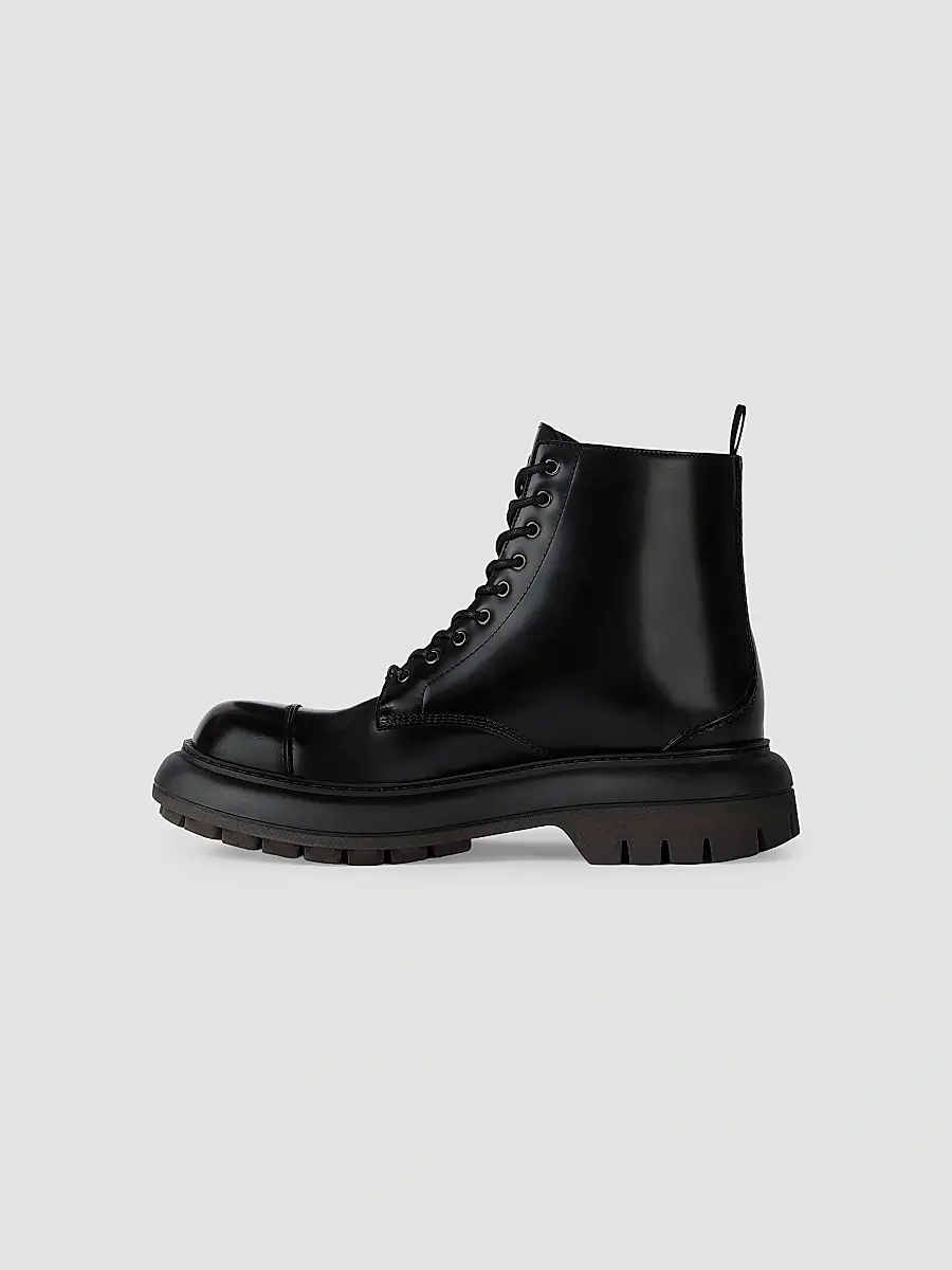 Givenchy Men's Cargo Boots in Leather - Black | Thumbnail 3 Givenchy Men's Cargo Boots in Leather - Black | Thumbnail 3