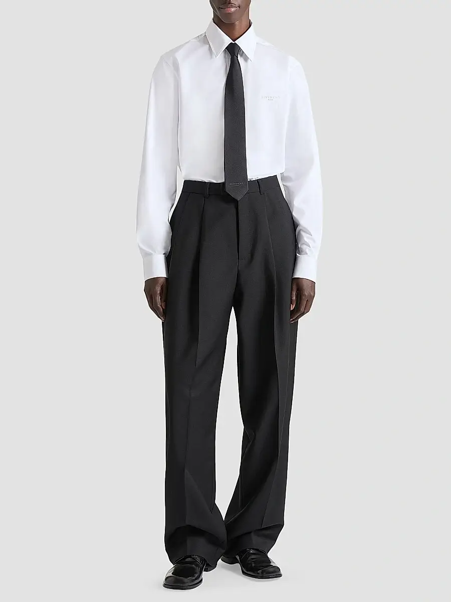 Givenchy Men's Shirt in Poplin with Logo Embroidery - White | Thumbnail 2 Givenchy Men's Shirt in Poplin with Logo Embroidery - White | Thumbnail 2