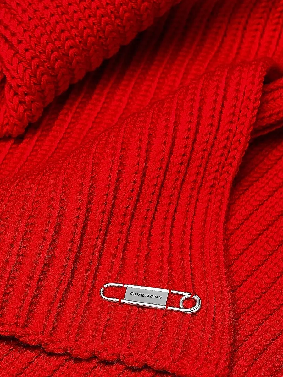 Givenchy Men's Scarf in Wool with Pin - Vermillon | Thumbnail 2 Givenchy Men's Scarf in Wool with Pin - Vermillon | Thumbnail 2