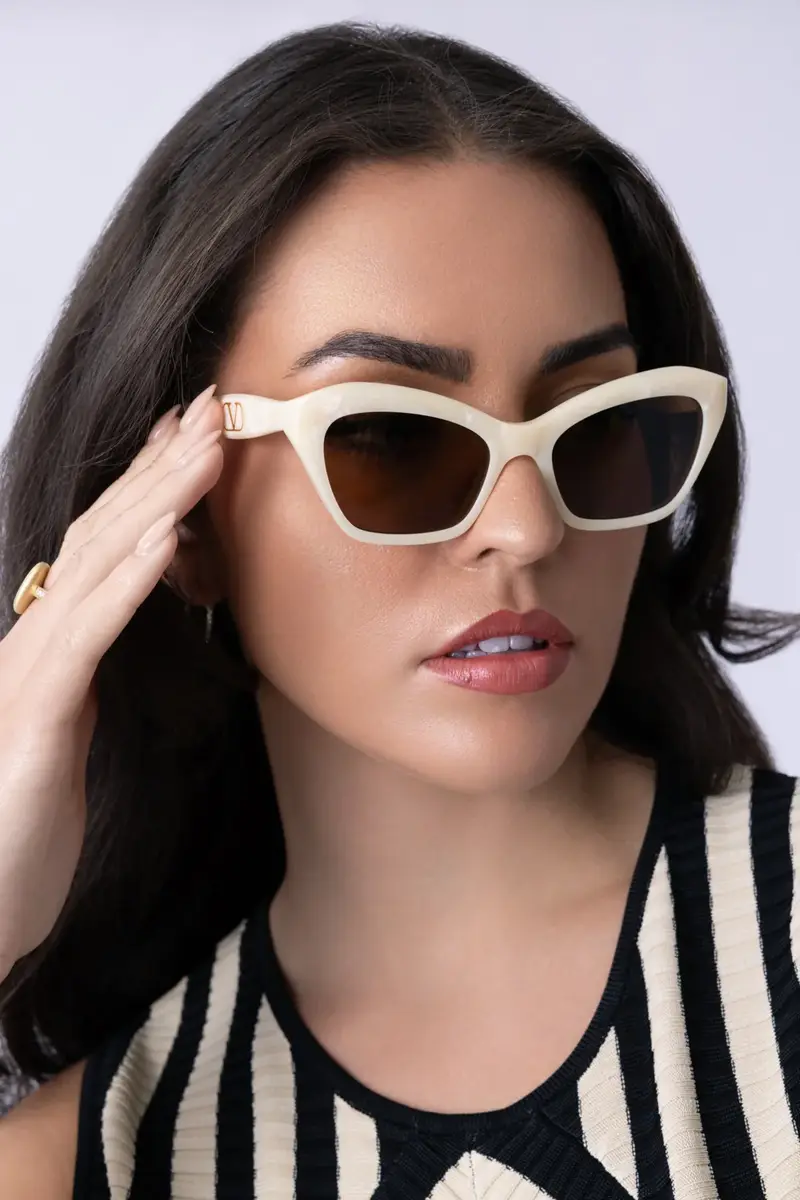 VALENTINO ACCESSORIES Cat Eye Sunglasses | Thumbnail 2 VALENTINO ACCESSORIES Cat Eye Sunglasses | Thumbnail 2
