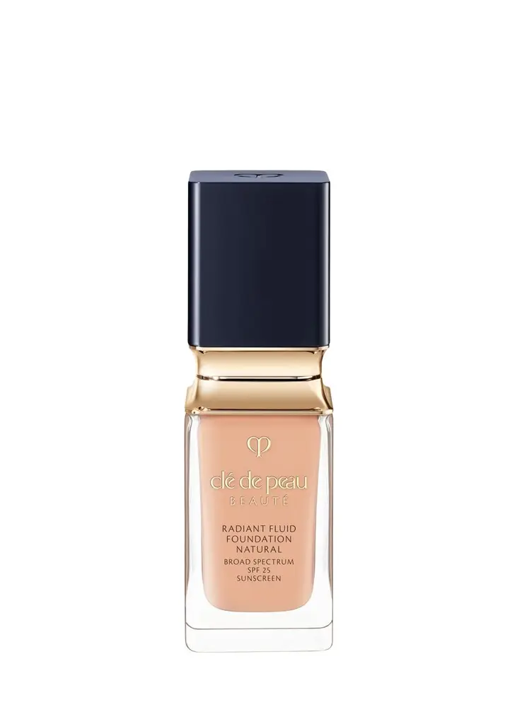 CLÉ DE PEAU BEAUTÉ Radiant Fluid Foundation Natural SPF 25, 1.1 oz. | Image 1 CLÉ DE PEAU BEAUTÉ Radiant Fluid Foundation Natural SPF 25, 1.1 oz. | Image 1