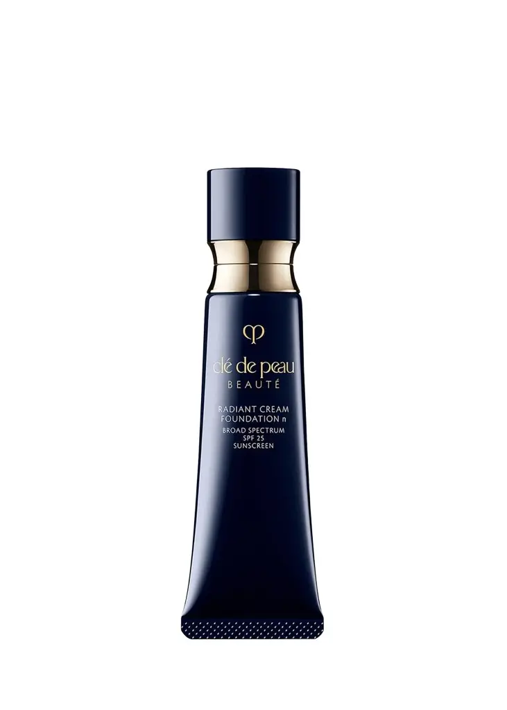 CLÉ DE PEAU BEAUTÉ Radiant Cream Foundation SPF 25
