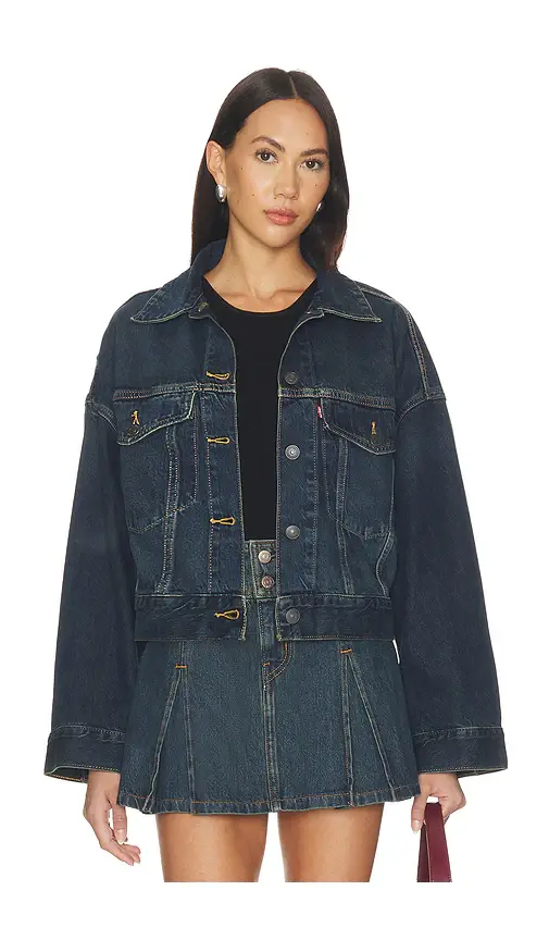 LEVI'S Loose Crop Trucker Jacket | Image 1 LEVI'S Loose Crop Trucker Jacket | Image 1