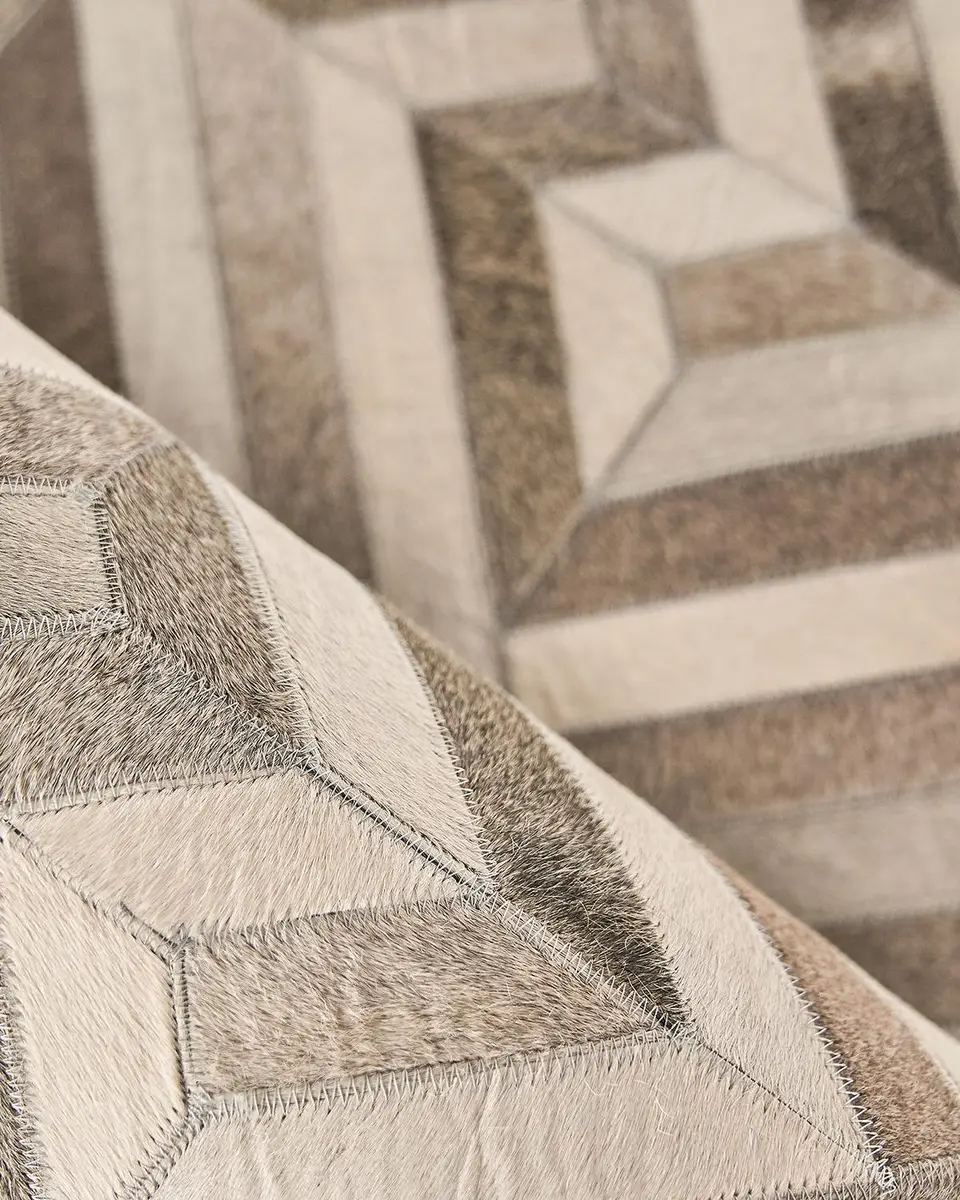 Exquisite Rugs Cityscape Hairhide Rug, 5 ' x 8 ' | Thumbnail 4 Exquisite Rugs Cityscape Hairhide Rug, 5 ' x 8 ' | Thumbnail 4