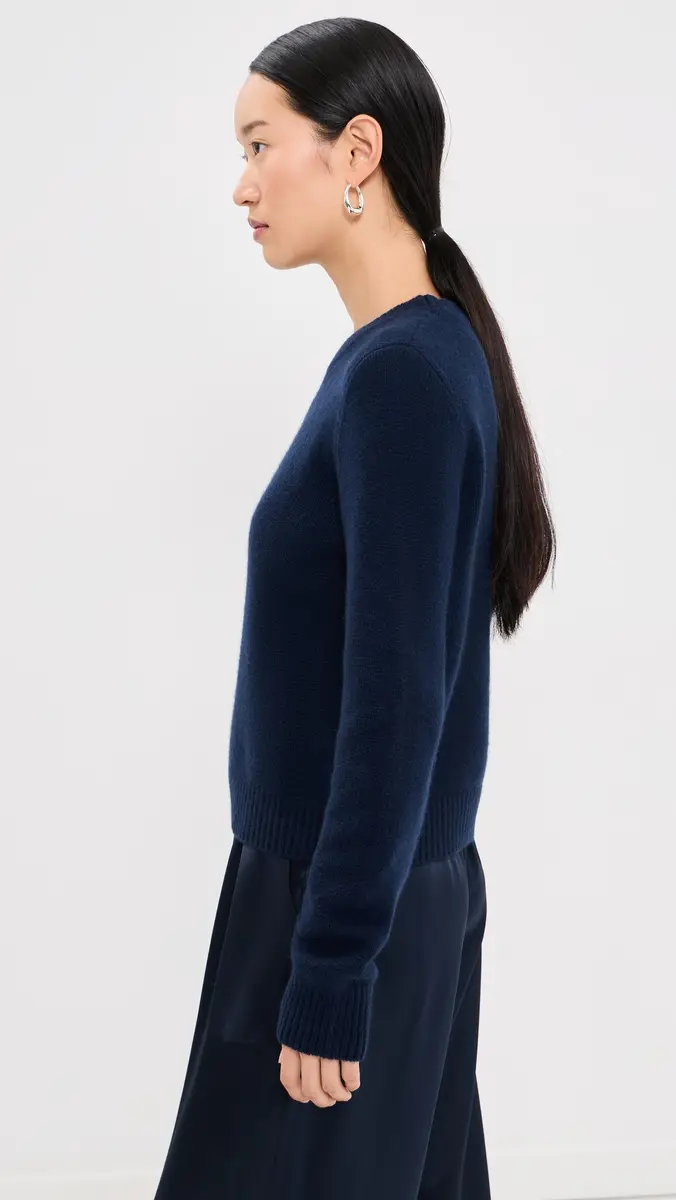Sablyn Noa Shrunken Cashmere Crew Sweater | Thumbnail 4 Sablyn Noa Shrunken Cashmere Crew Sweater | Thumbnail 4