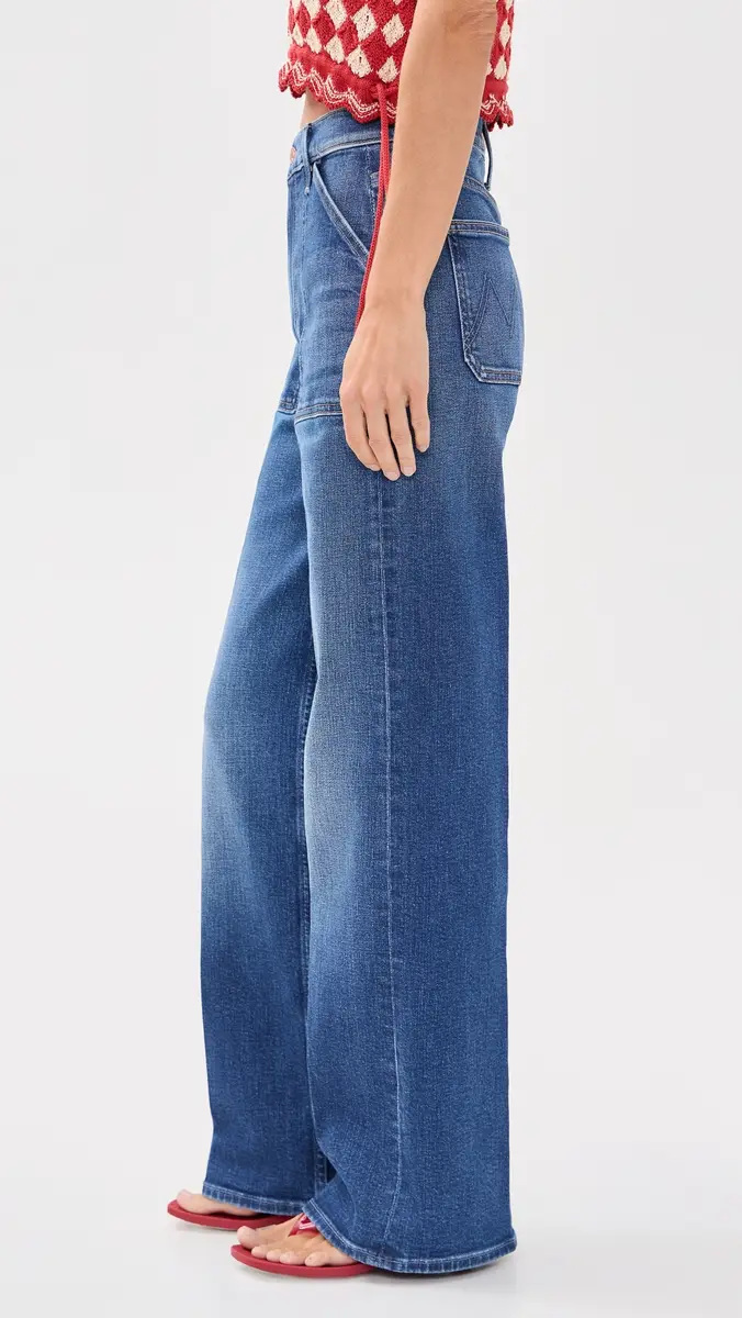 Mother Petite Lil Patch Maven Sneak Jeans | Thumbnail 4 Mother Petite Lil Patch Maven Sneak Jeans | Thumbnail 4