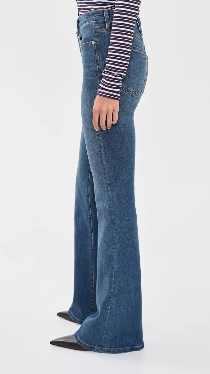 GOOD AMERICAN Good Legs Flare Jeans | Thumbnail 4 GOOD AMERICAN Good Legs Flare Jeans | Thumbnail 4