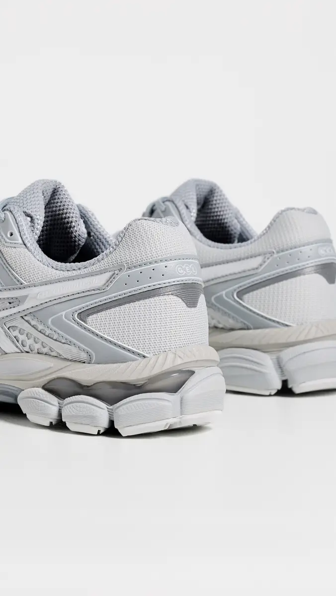 Asics Gel-Cumulus 16 Sneakers | Thumbnail 4 Asics Gel-Cumulus 16 Sneakers | Thumbnail 4