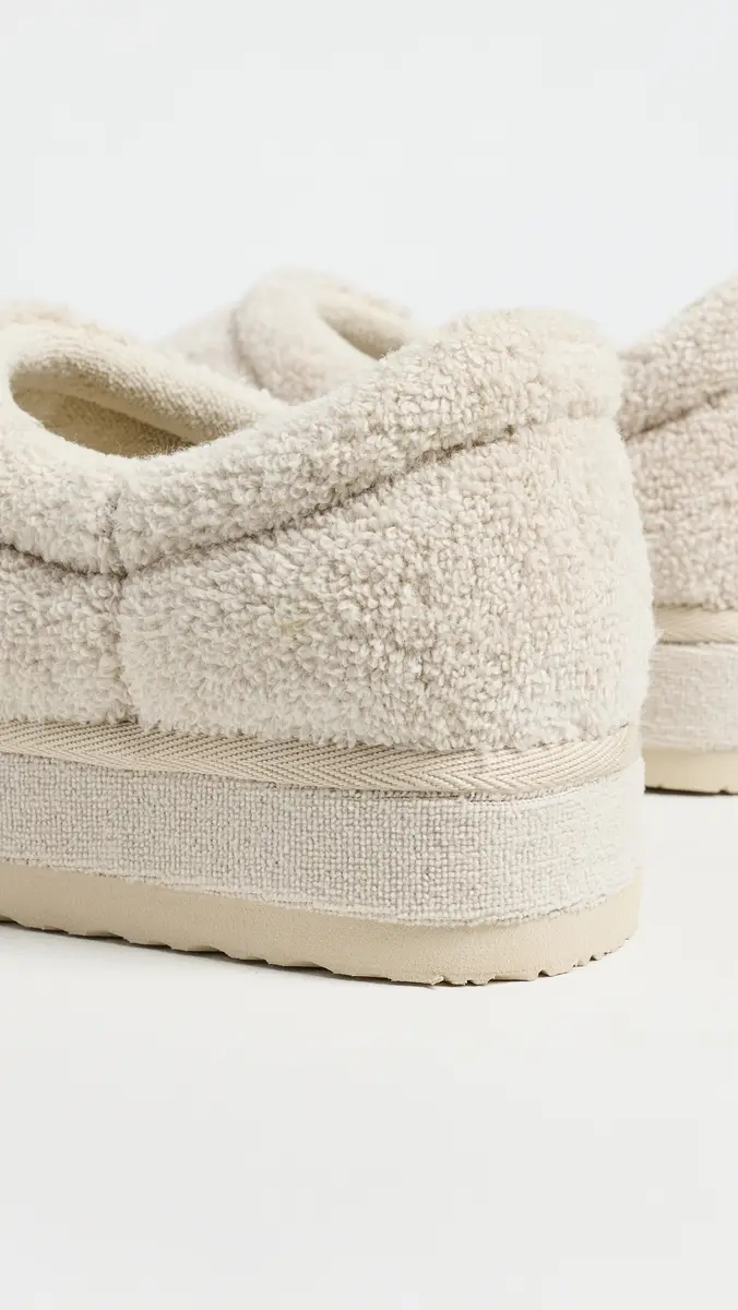 Brunch Puff XXL Slippers | Thumbnail 4 Brunch Puff XXL Slippers | Thumbnail 4