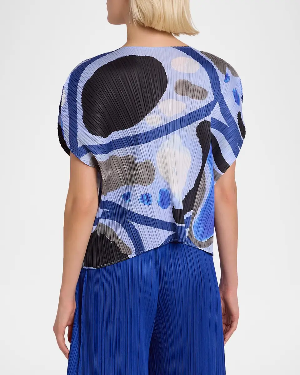 Issey Miyake Roll Printed Plisse Short-Sleeve Top | Thumbnail 3