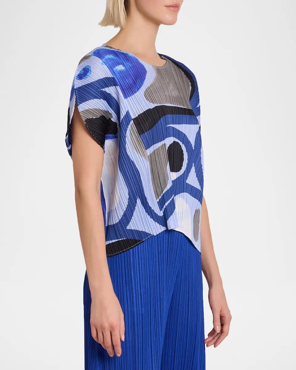 Issey Miyake Roll Printed Plisse Short-Sleeve Top | Thumbnail 6