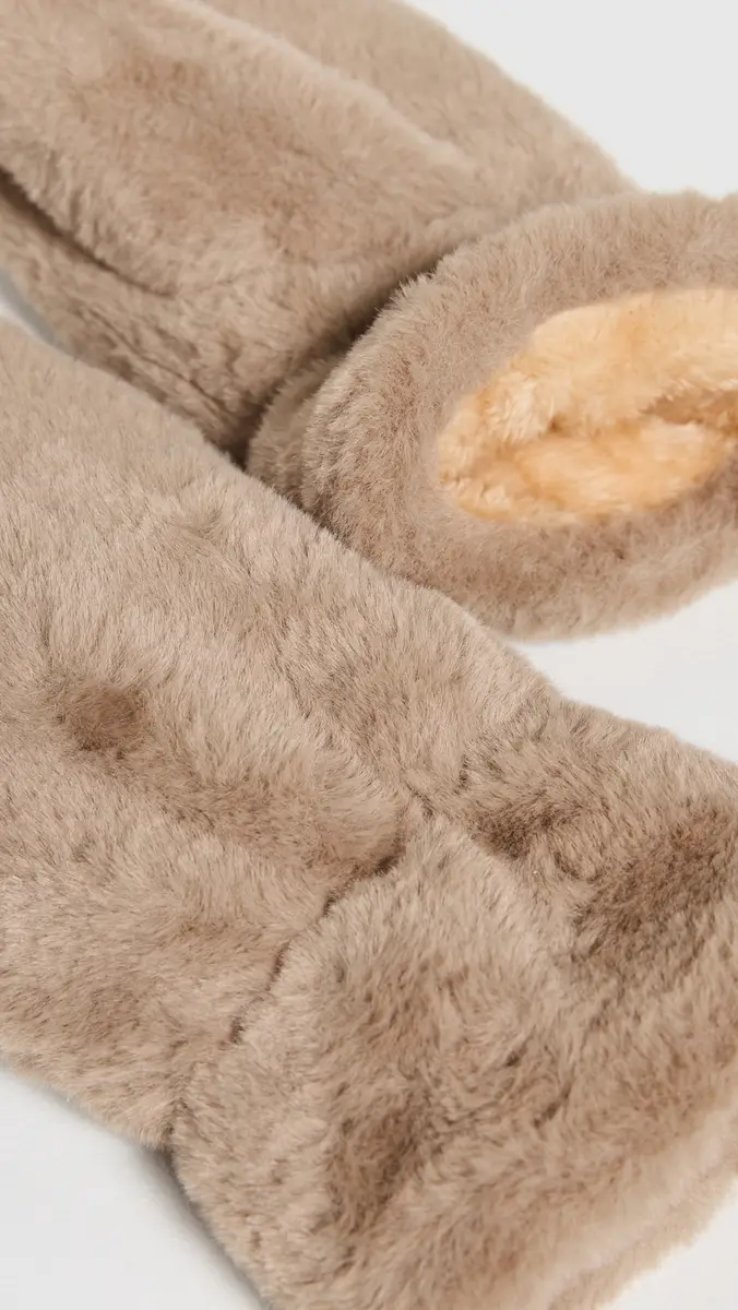 Hat Attack Faux Fur Mittens | Thumbnail 4