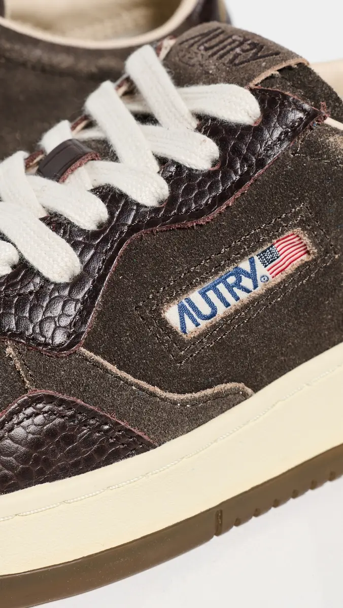 Autry Medalist Low Suede Sneakers | Thumbnail 6
