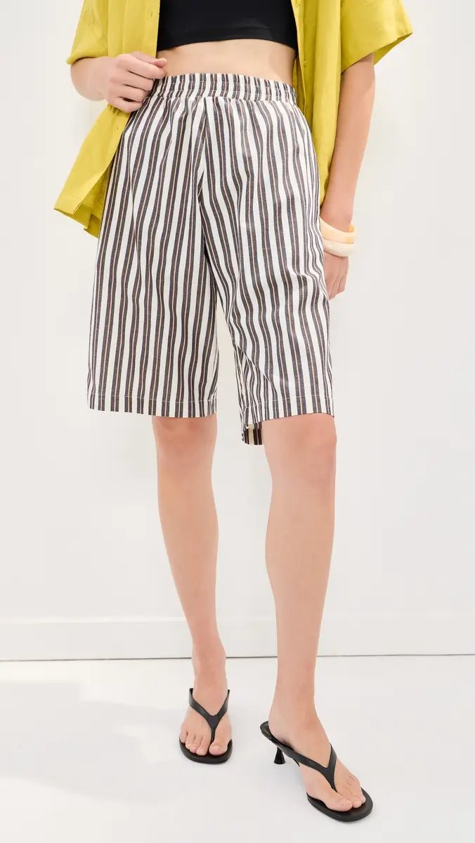 LE BOP Frances Bermuda Shorts | Thumbnail 2 LE BOP Frances Bermuda Shorts | Thumbnail 2