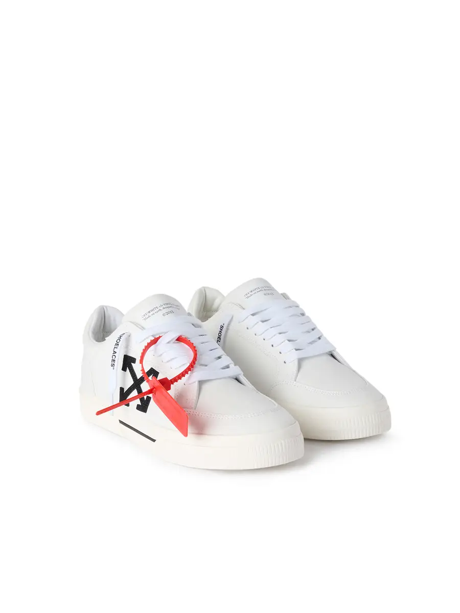 Off-White Vulcanized Low Sneakers | Thumbnail 2