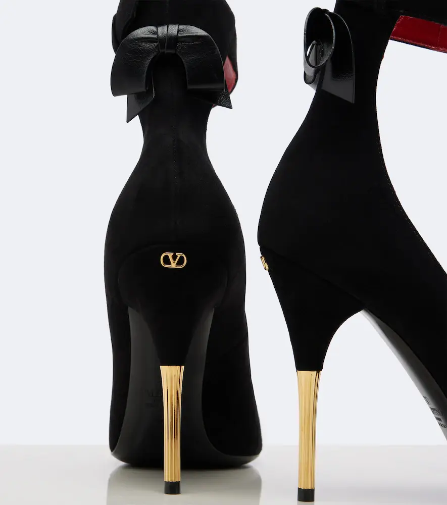 Valentino Garavani Fatale suede pumps | Thumbnail 3 Valentino Garavani Fatale suede pumps | Thumbnail 3