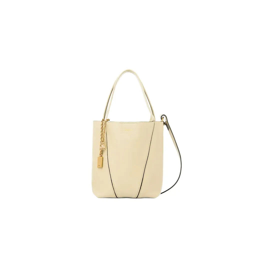 Chloé Small Chloé Spin tote bag in grained leather | Image 1 Chloé Small Chloé Spin tote bag in grained leather | Image 1