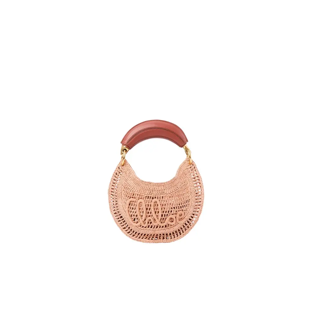 Chloé Mini Summer Banana hobo bag with strap in raffia | Image 1 Chloé Mini Summer Banana hobo bag with strap in raffia | Image 1