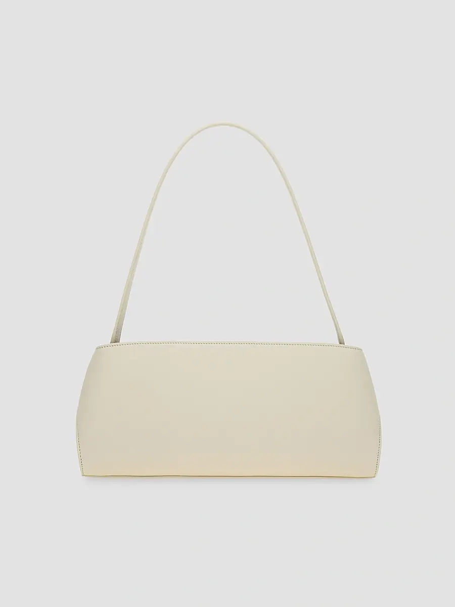 Ferragamo Women's East-West Hug Leather Shoulder Bag | Thumbnail 5 Ferragamo Women's East-West Hug Leather Shoulder Bag | Thumbnail 5