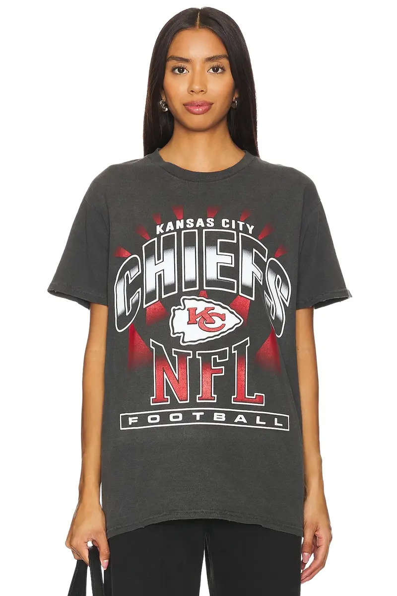 Junk Food Chiefs Chrome Vintage Tee